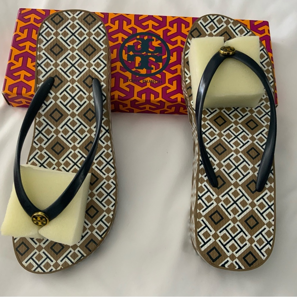 Tory Burch Black and Brown Patterned Sandals
